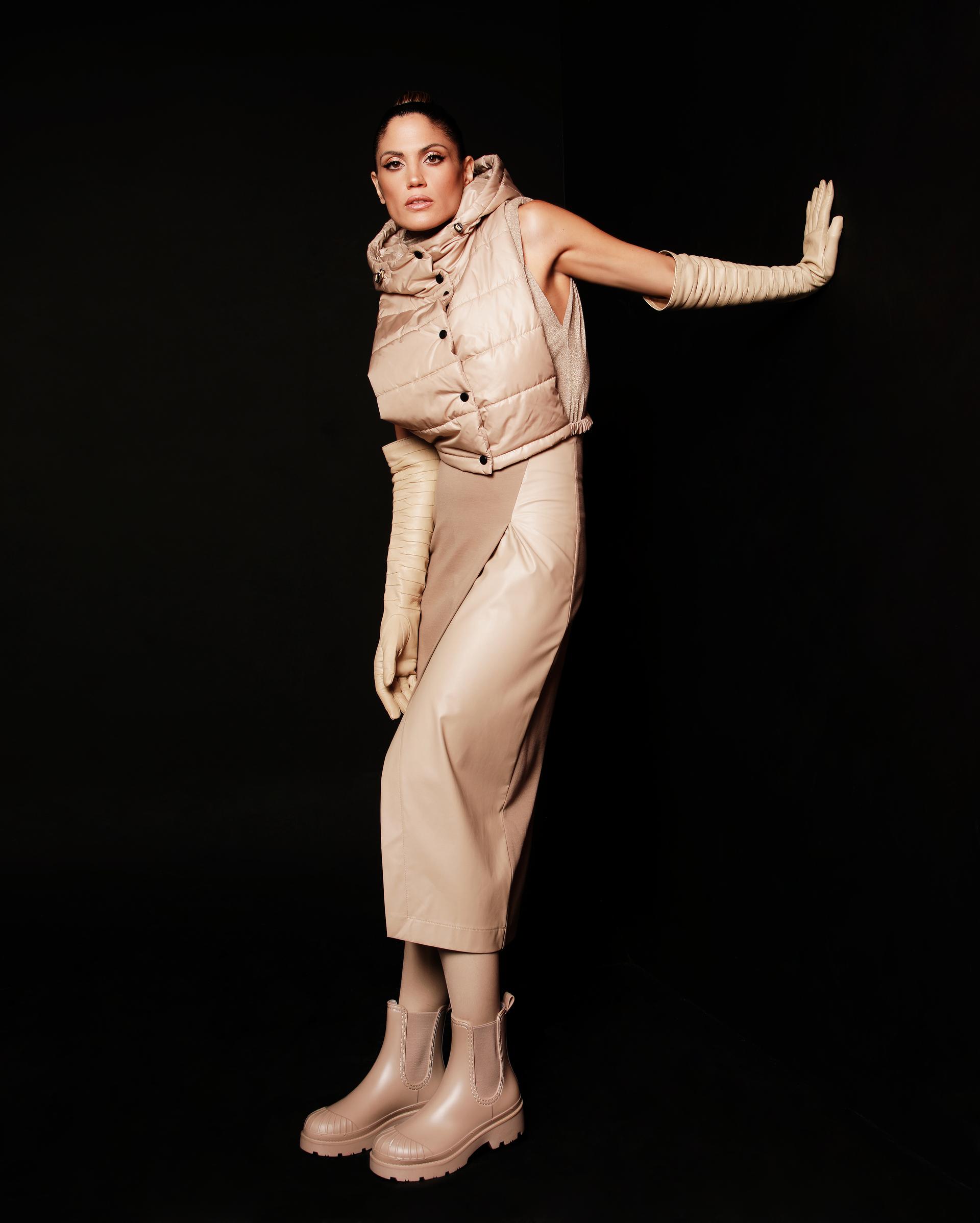envie sinatsaki